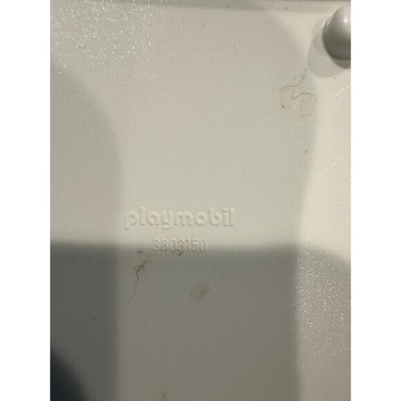 Playmobil Ghost Busters firehouse and car - missing and broken pieces incomplete - Picture 10 of 12